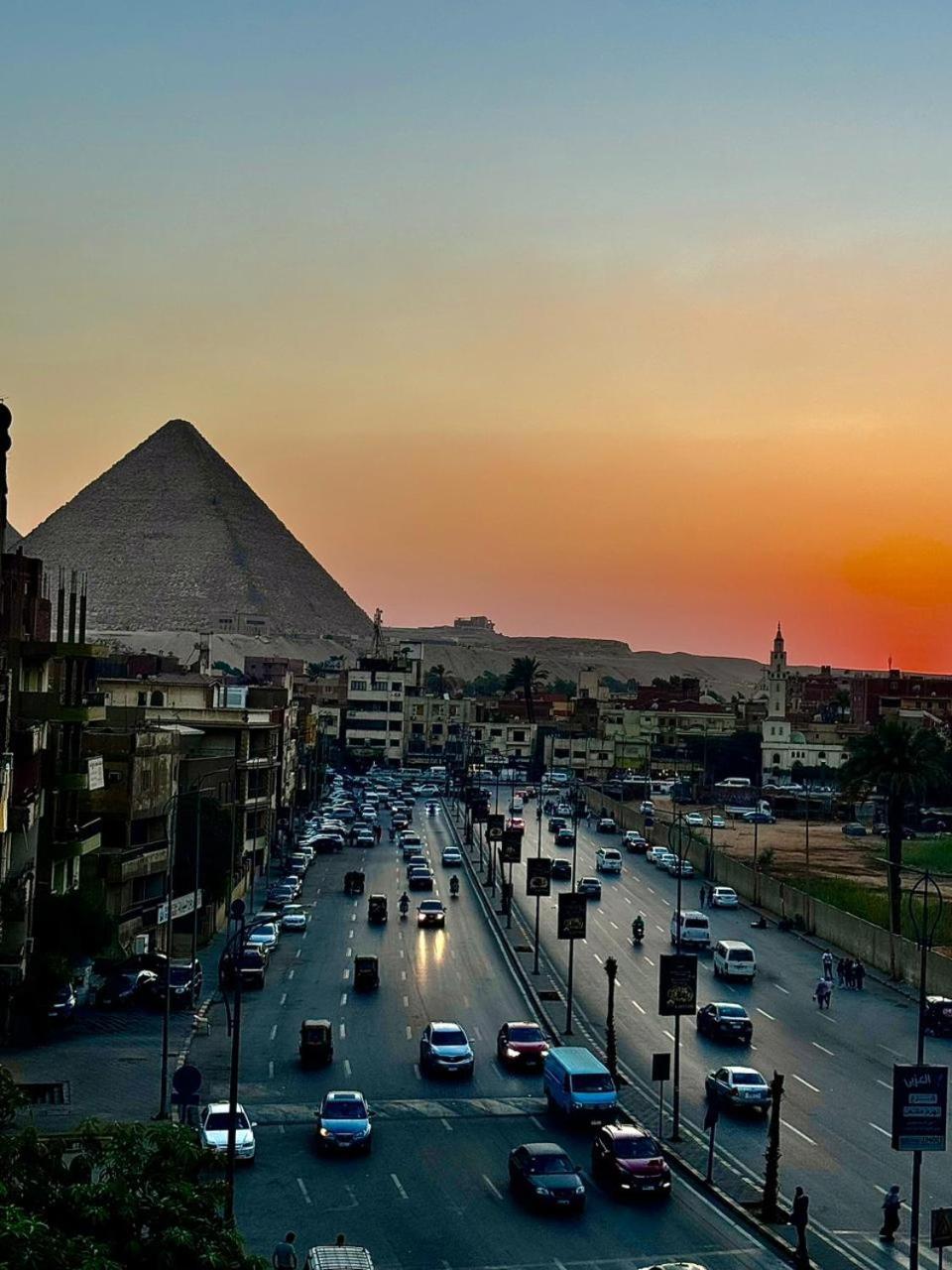 Khufu Pyramids Inn Nazlet el-Sisi Ngoại thất bức ảnh