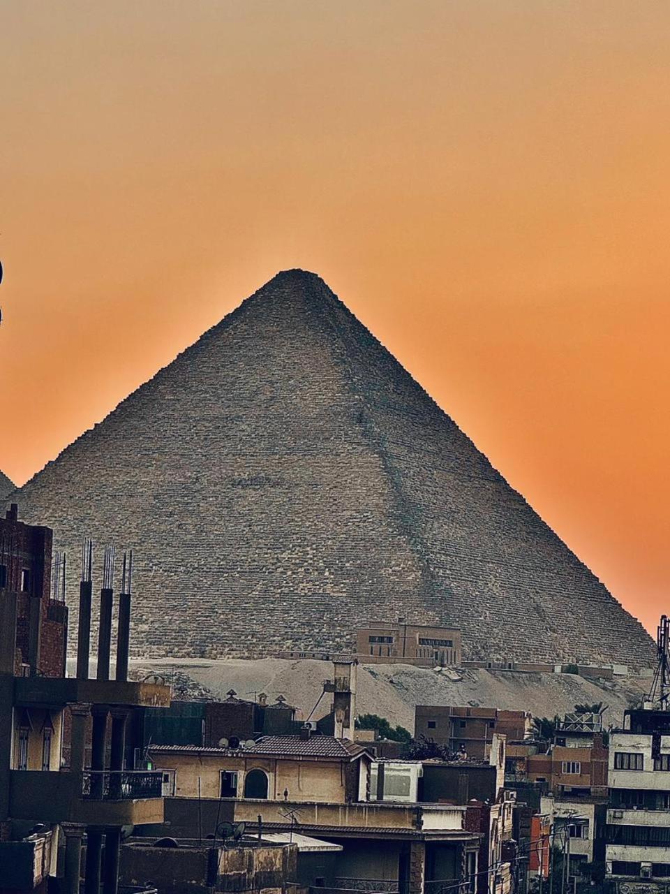 Khufu Pyramids Inn Nazlet el-Sisi Ngoại thất bức ảnh